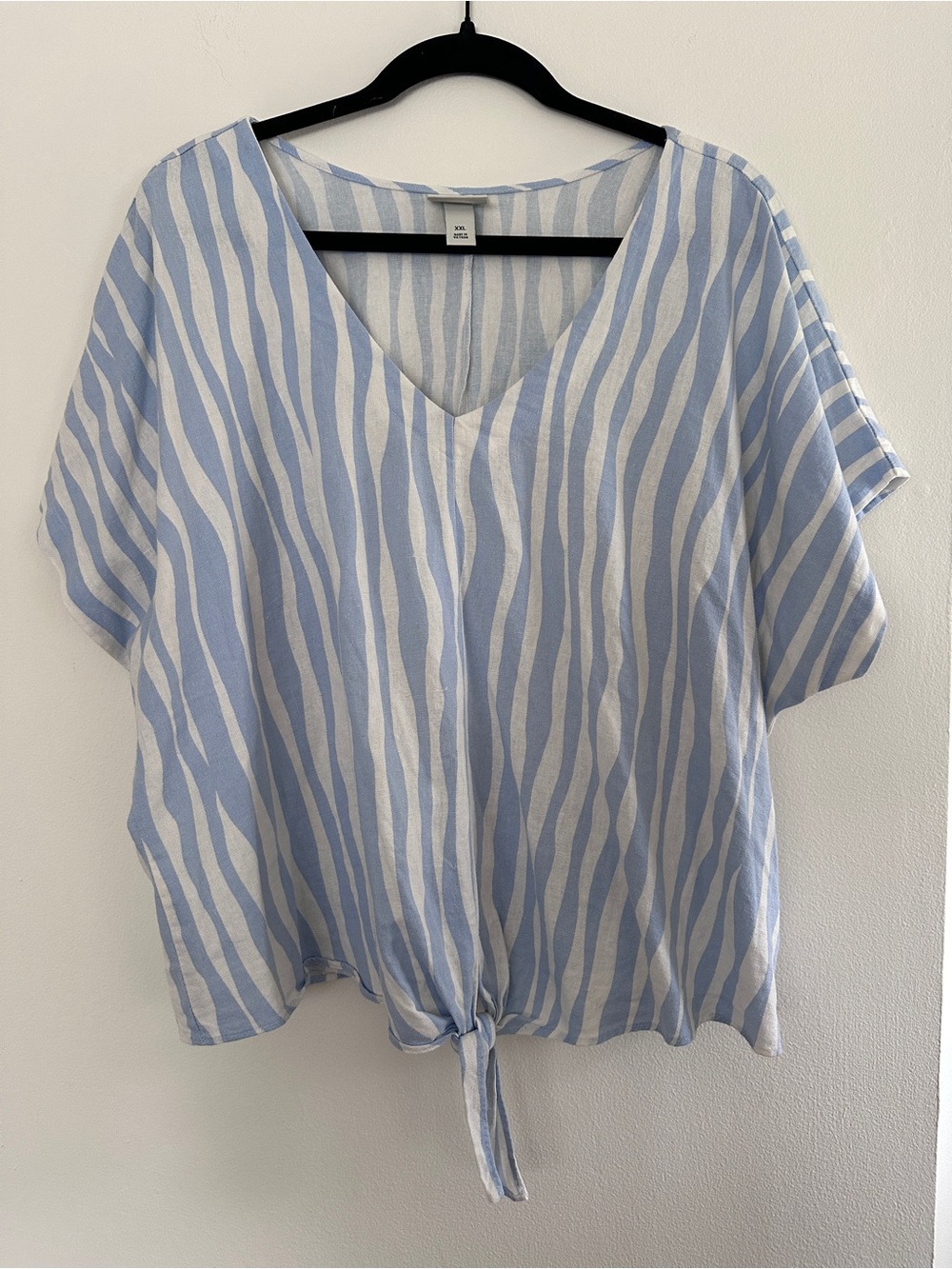 Ava & Viv Linen Blend Light Blue & White Striped Tie-Front V-Neck Top